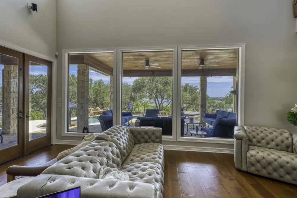 185 Shimmering Shore Court Spring Branch, TX 78070