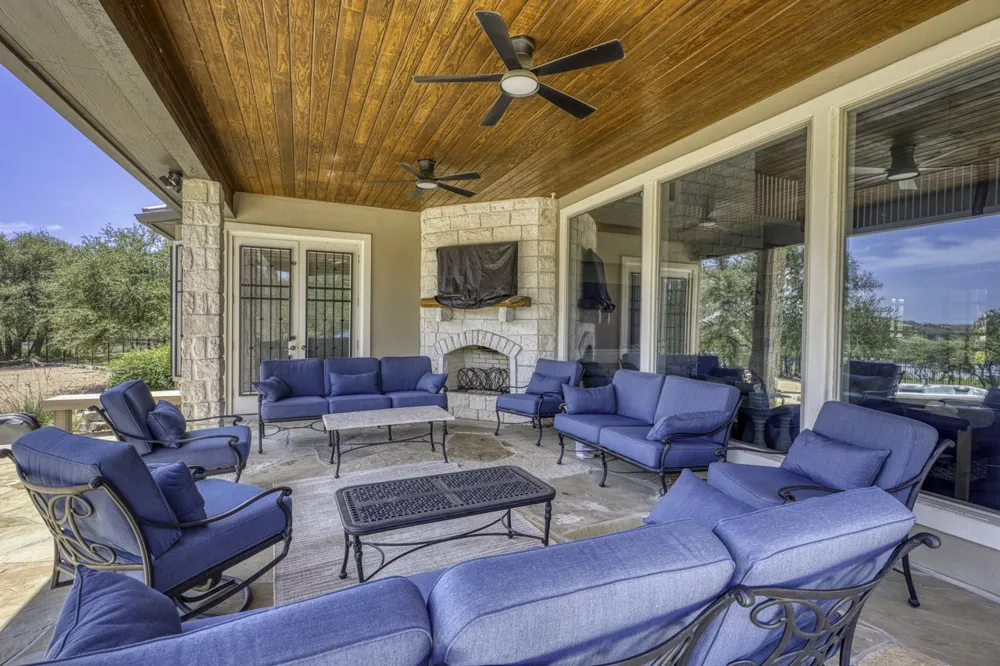 185 Shimmering Shore Court Spring Branch, TX 78070
