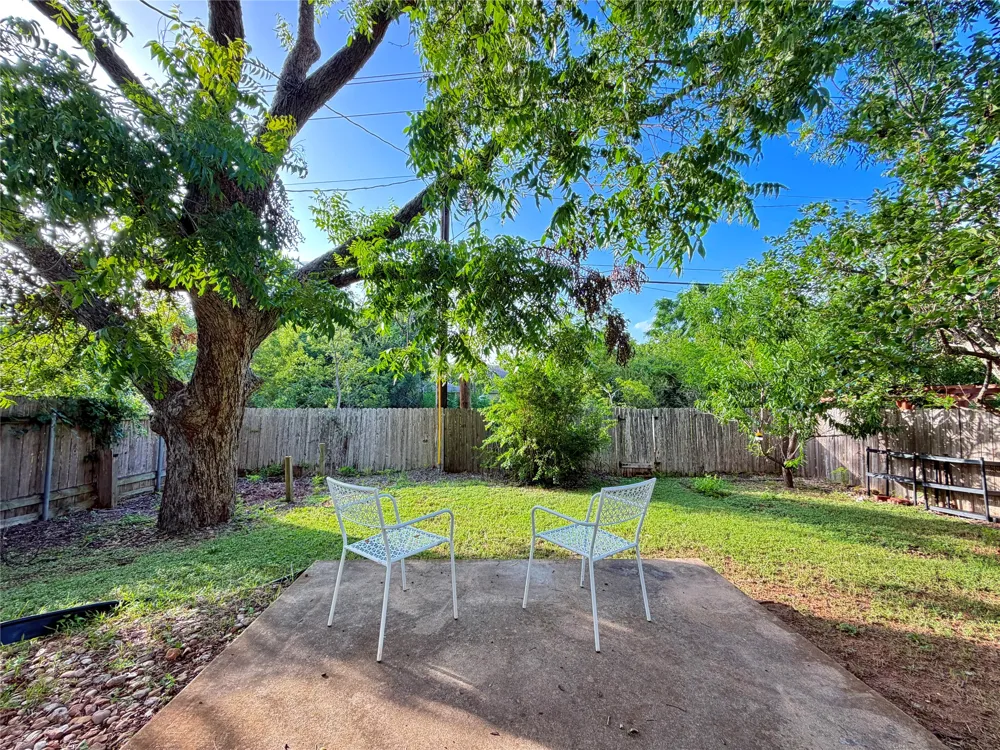 9802 Copper Creek Drive Austin, TX 78729