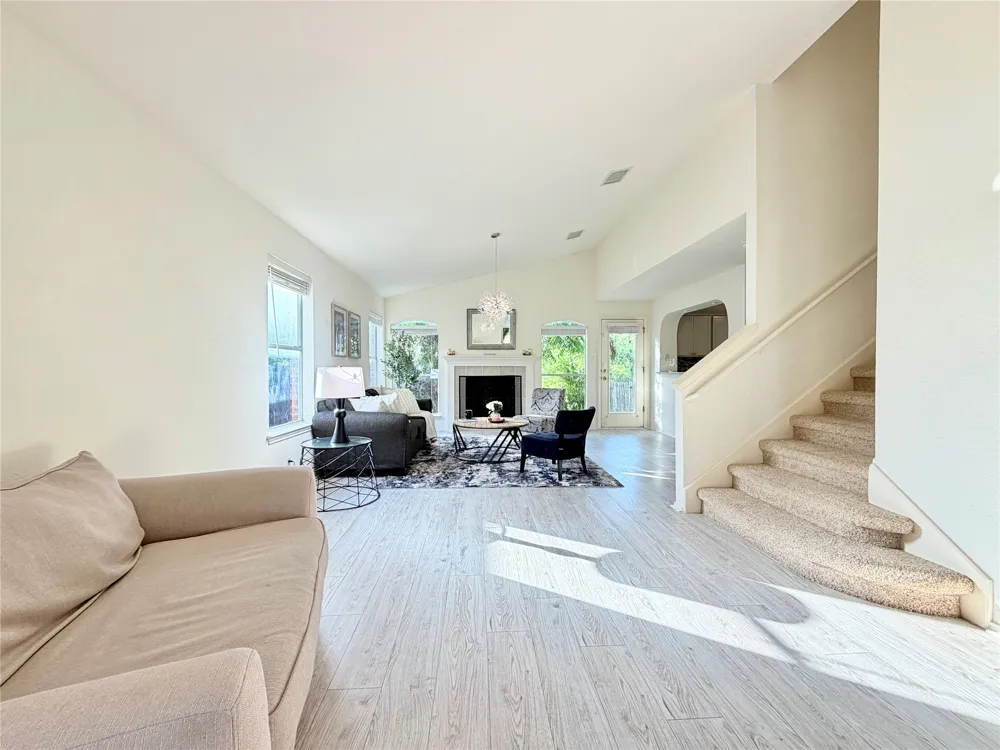 9802 Copper Creek Drive Austin, TX 78729