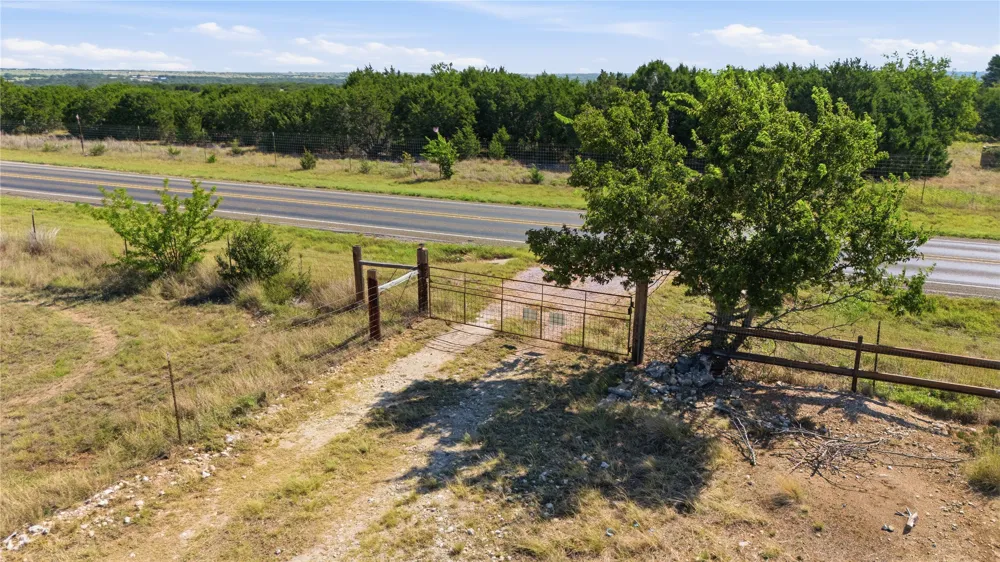 7200 E Fm 243 Lane Bertram, TX 78605