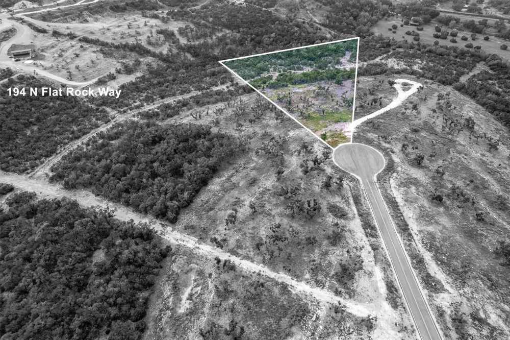 194 N Flat Rock Way Johnson City, TX 78636