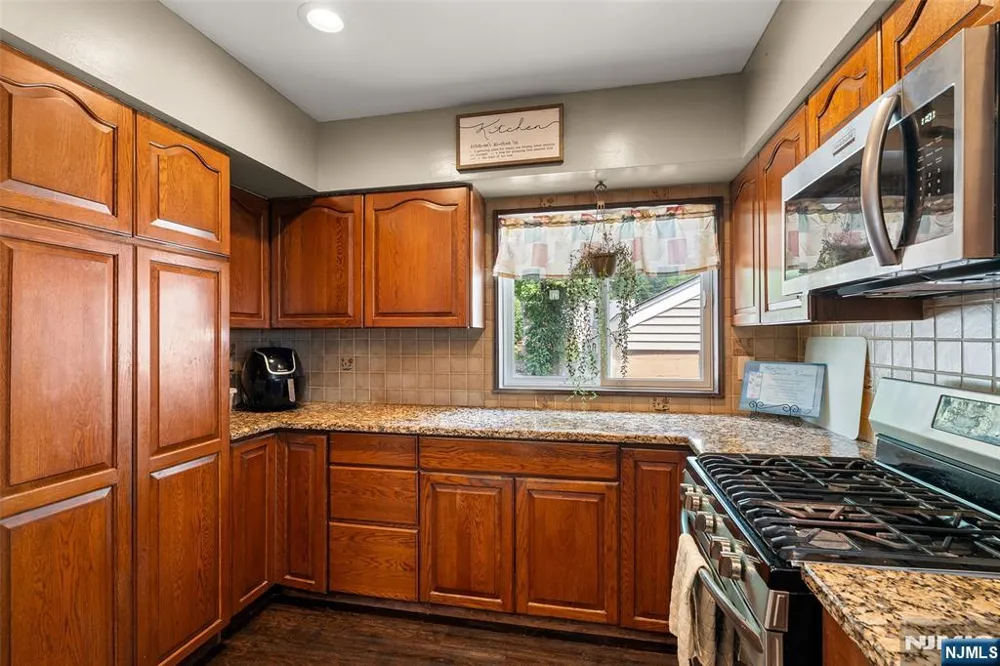 125 Stevens Avenue Little Falls, NJ 07424
