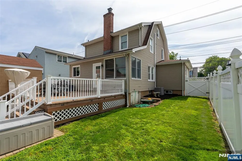 125 Stevens Avenue Little Falls, NJ 07424