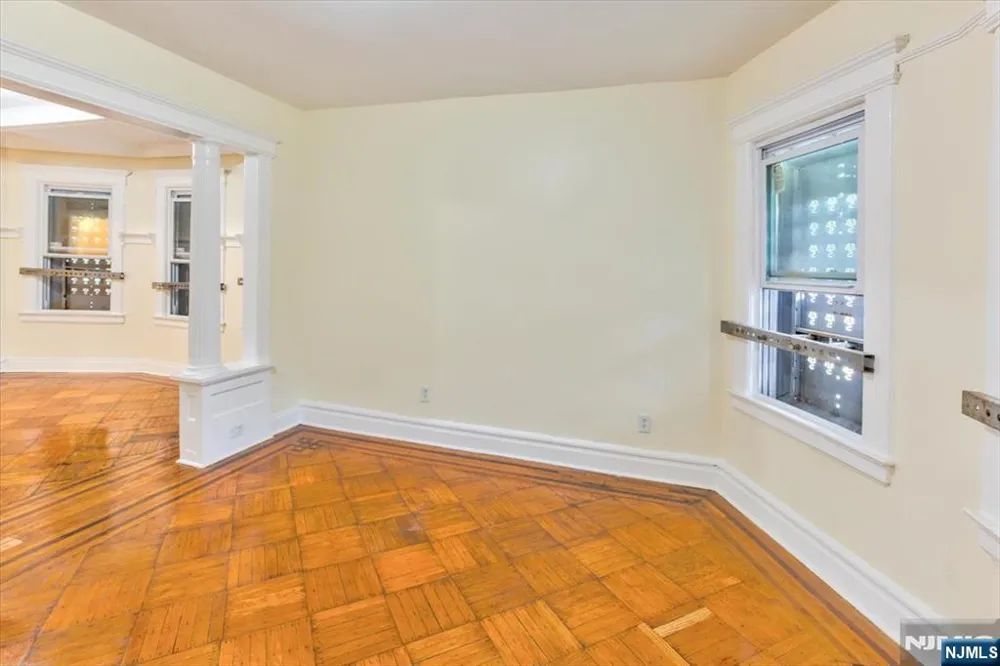 31-33 Voorhees Street Newark, NJ 07108