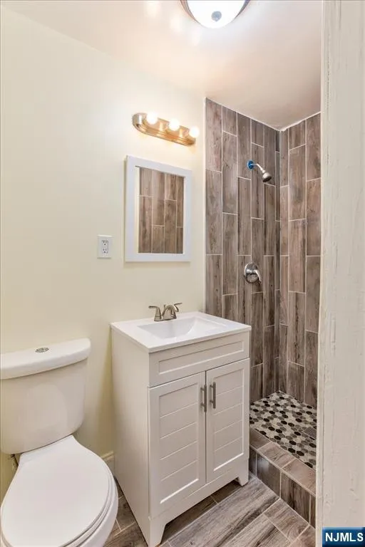 31-33 Voorhees Street Newark, NJ 07108