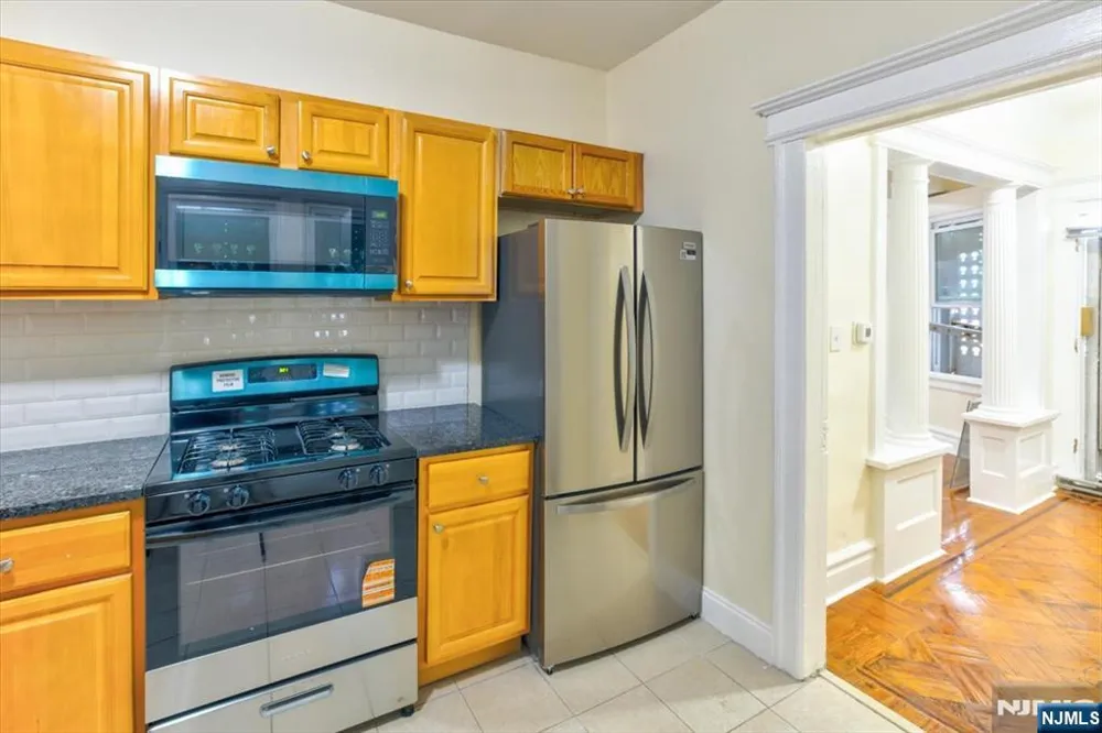 31-33 Voorhees Street Newark, NJ 07108