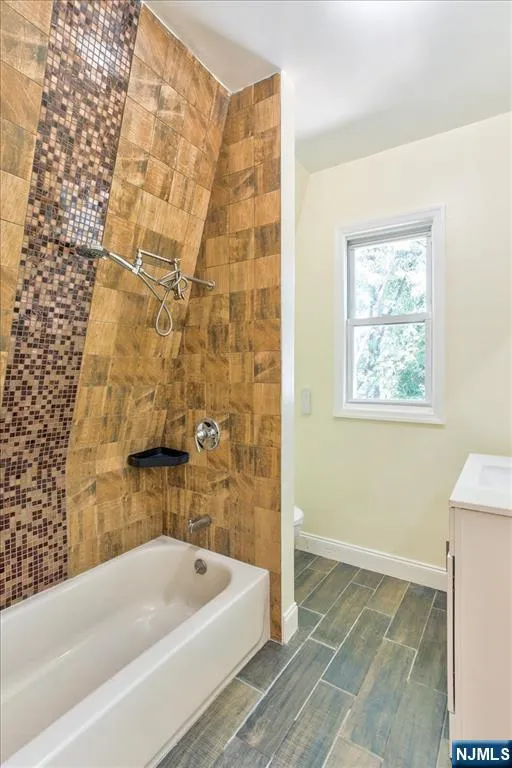 31-33 Voorhees Street Newark, NJ 07108