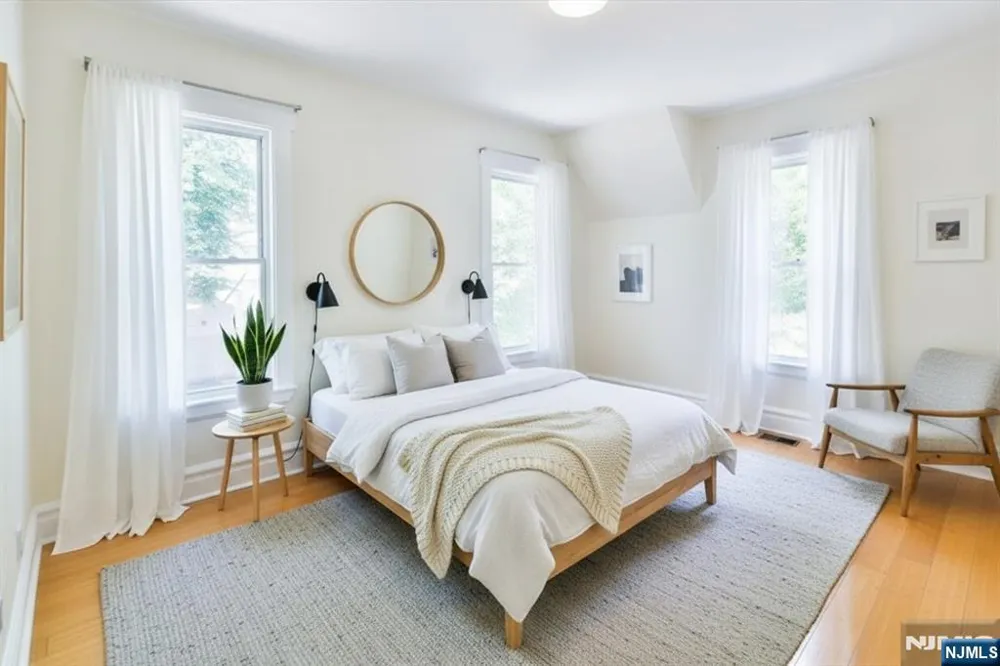 31-33 Voorhees Street Newark, NJ 07108