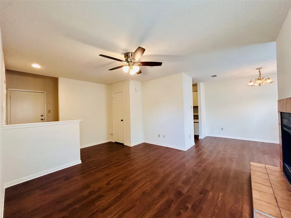 8904 Schick Road #A Austin, TX 78729