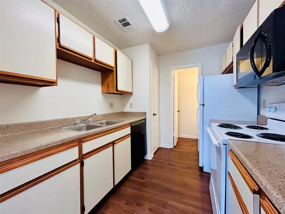 8904 Schick Road #A Austin, TX 78729