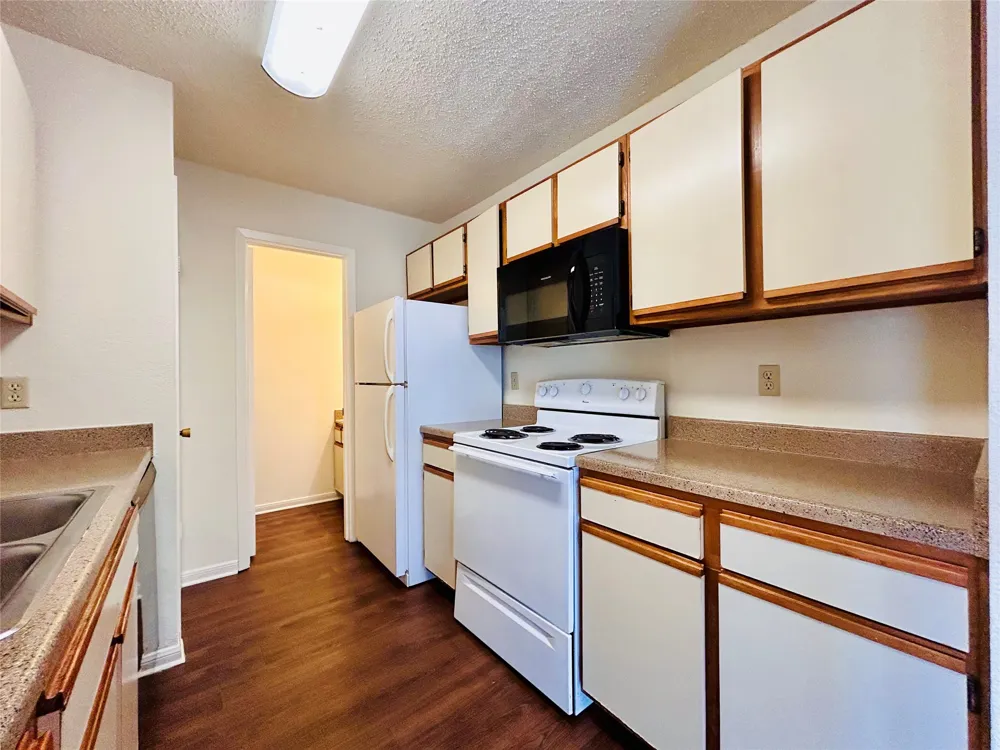 8904 Schick Road #A Austin, TX 78729