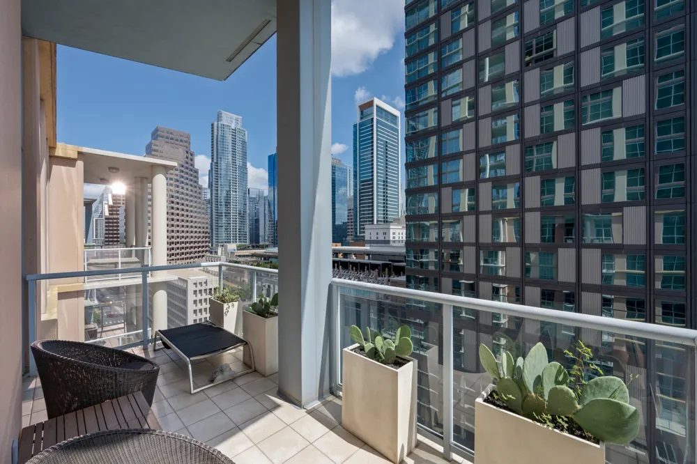 98 San Jacinto Boulevard #1306 Austin, TX 78701