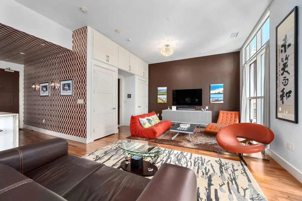 98 San Jacinto Boulevard #1306 Austin, TX 78701