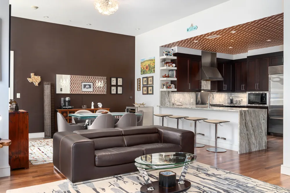 98 San Jacinto Boulevard #1306 Austin, TX 78701
