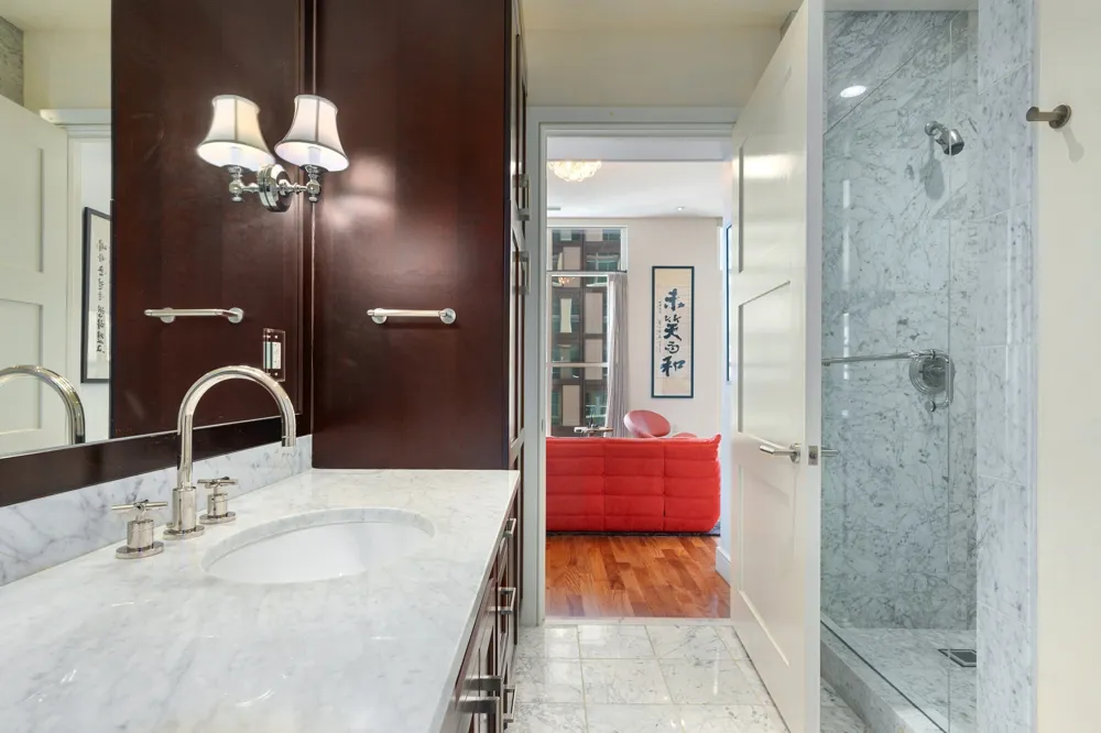98 San Jacinto Boulevard #1306 Austin, TX 78701