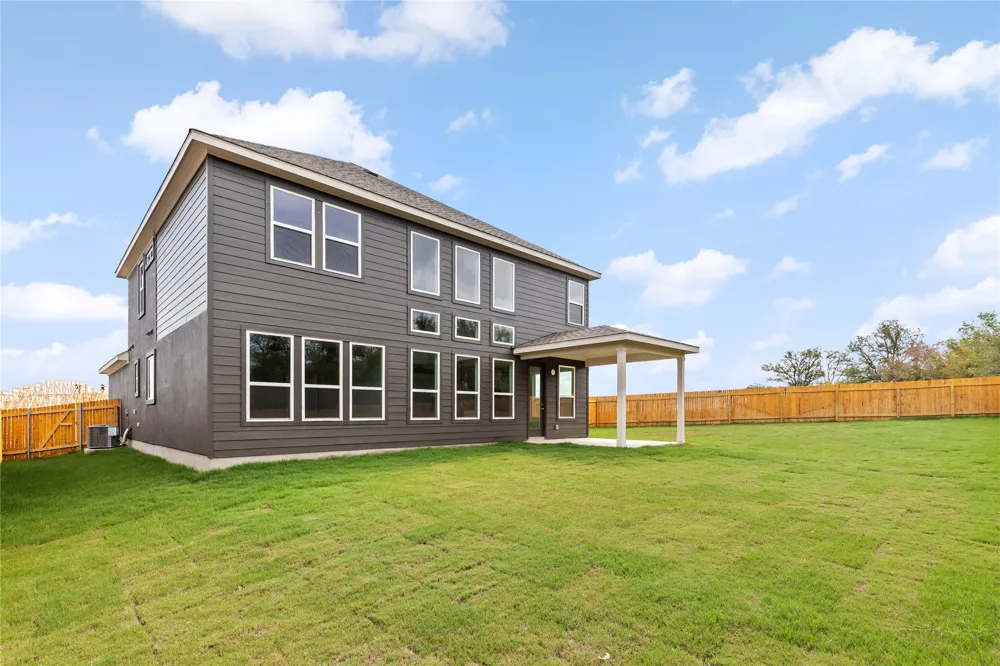 105 Little Tenina Trail Cedar Creek, TX 78612