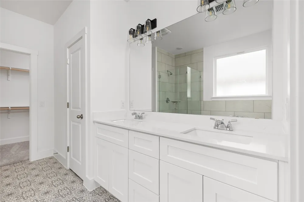 105 Little Tenina Trail Cedar Creek, TX 78612