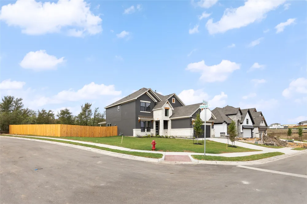 105 Little Tenina Trail Cedar Creek, TX 78612
