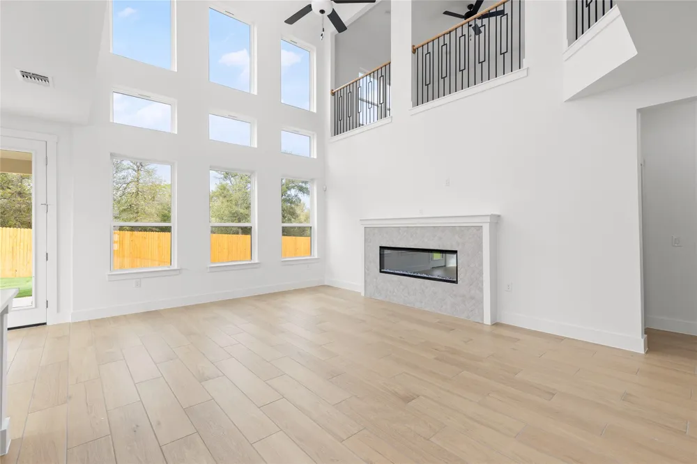 105 Little Tenina Trail Cedar Creek, TX 78612