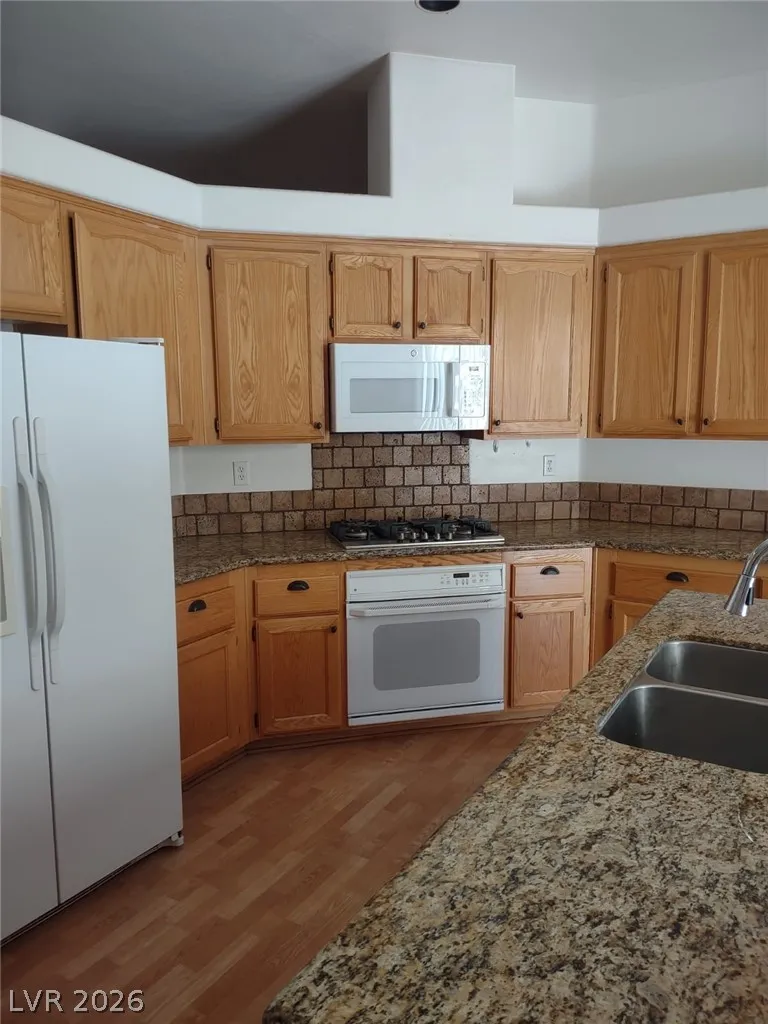 915 DOVER GLEN DRIVE #0 North Las Vegas, NV 89031