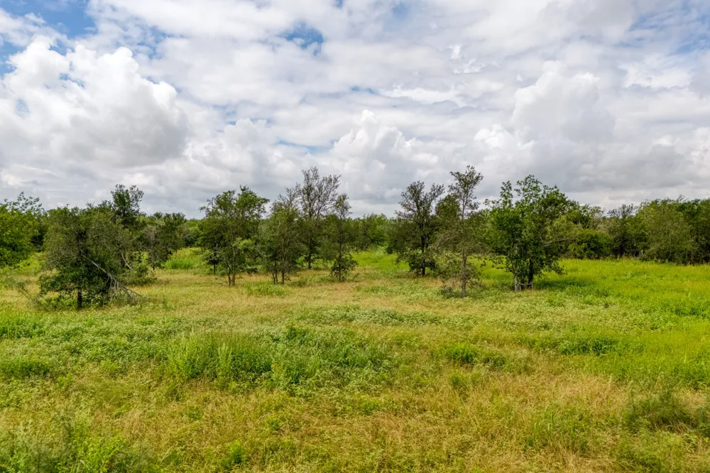 18101 Littig Road Elgin, TX 78621