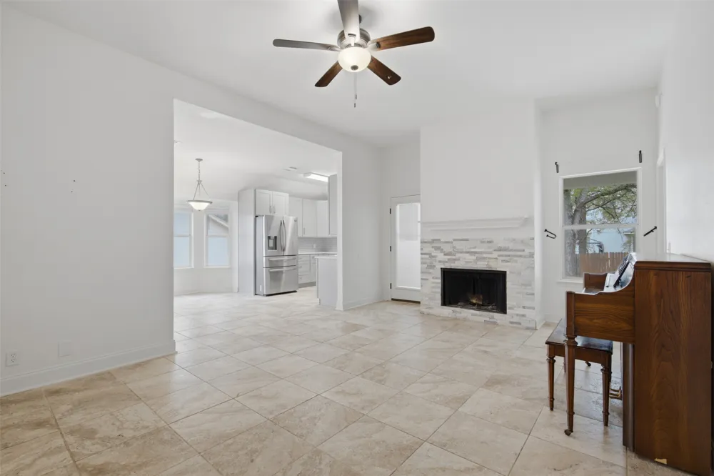 108 Songbird Court Cedar Creek, TX 78612