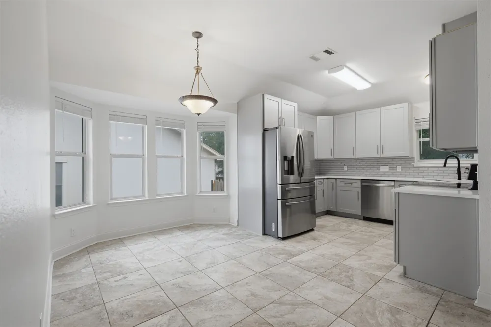 108 Songbird Court Cedar Creek, TX 78612