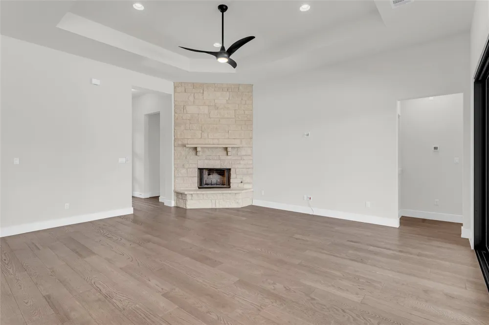 2140 Carpenter Loop Burnet, TX 78611