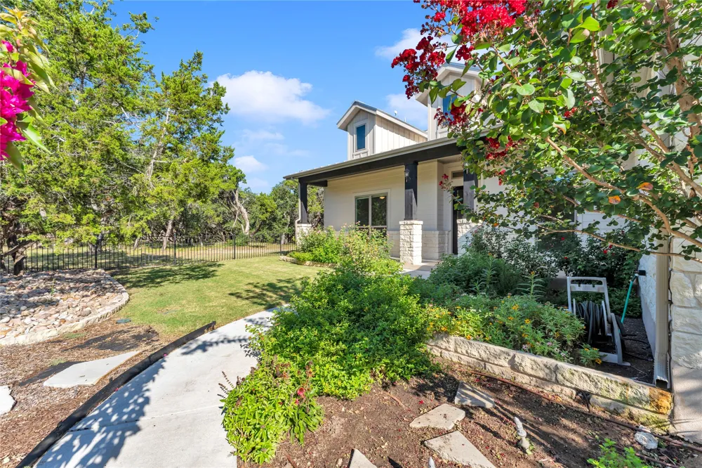 2140 Carpenter Loop Burnet, TX 78611