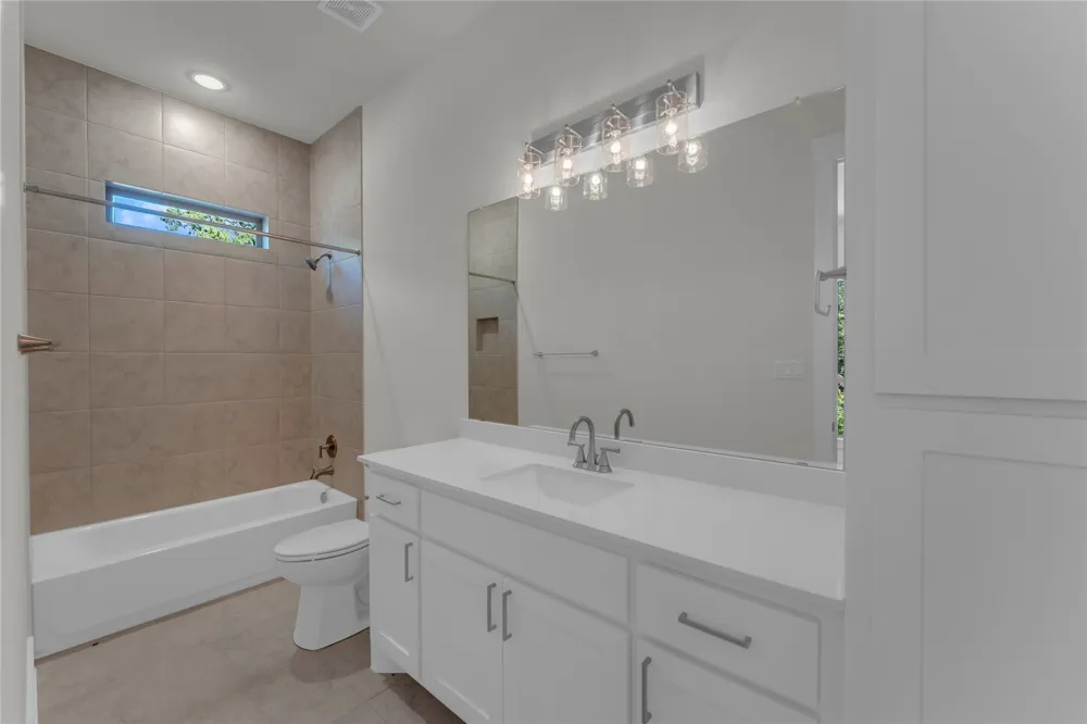 2140 Carpenter Loop Burnet, TX 78611