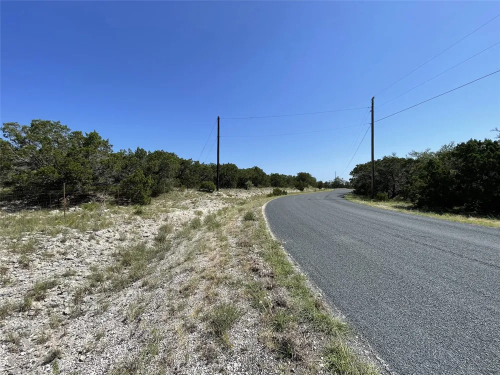 29 Anderson Trail Leander, TX 78641