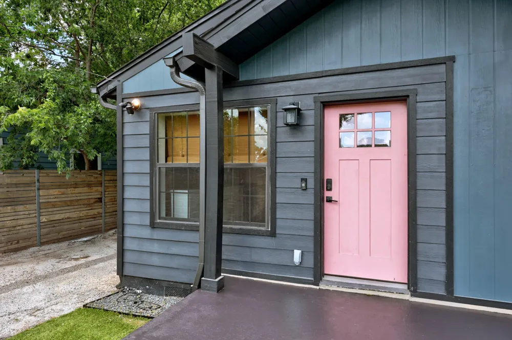 2714 E 2nd Street Austin, TX 78702