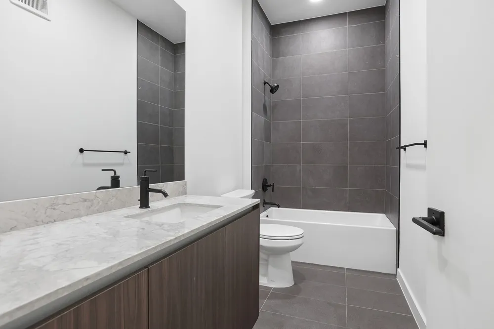 2209 S 1st Street #409 Austin, TX 78704
