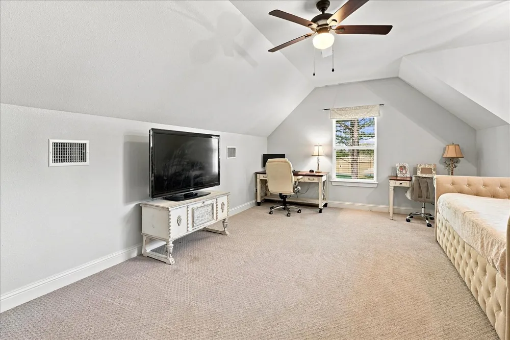 14448 Meadow Glen Road Lindale, TX 75771