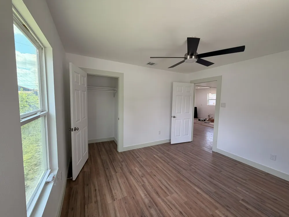 647 Erline Avenue San Antonio, TX 78237