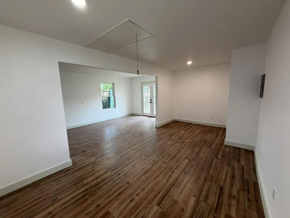 647 Erline Avenue San Antonio, TX 78237