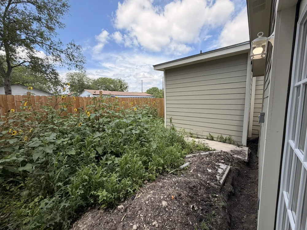 647 Erline Avenue San Antonio, TX 78237