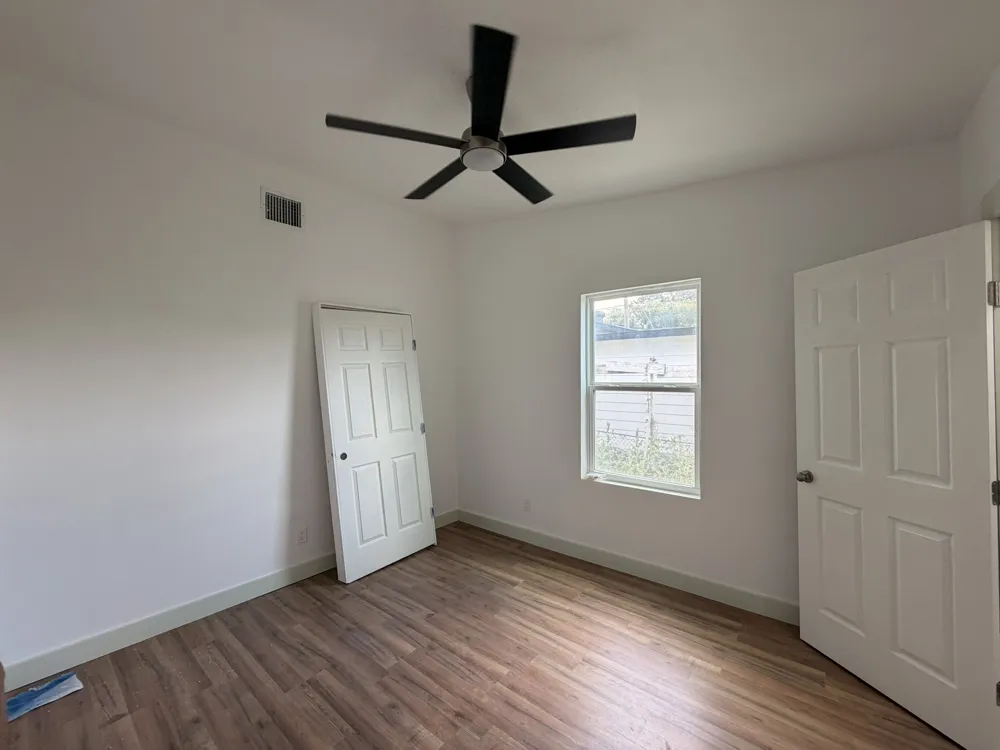 647 Erline Avenue San Antonio, TX 78237
