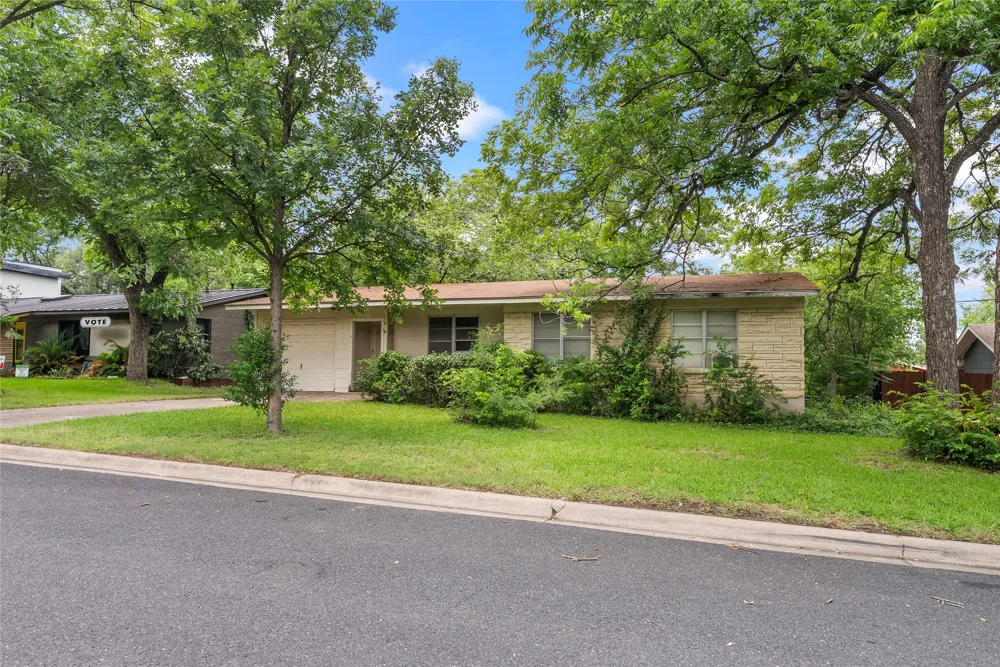 1102 Southwood Road Austin, TX 78704