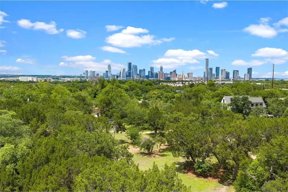 1102 Southwood Road Austin, TX 78704
