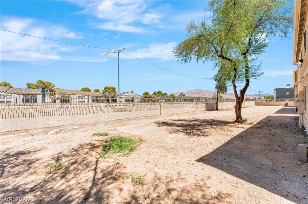 4708 Krissylouise Way Las Vegas, NV 89121