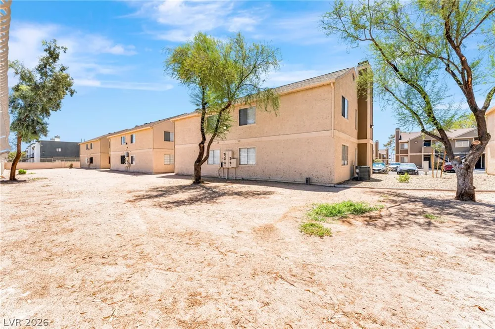 4708 Krissylouise Way Las Vegas, NV 89121