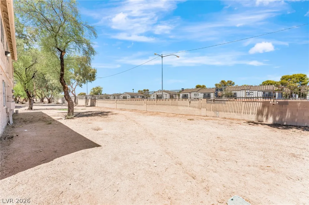 4708 Krissylouise Way Las Vegas, NV 89121
