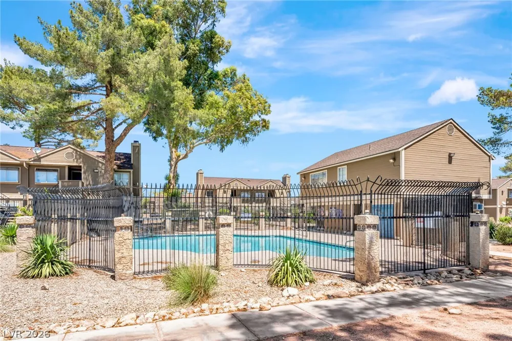 4708 Krissylouise Way Las Vegas, NV 89121