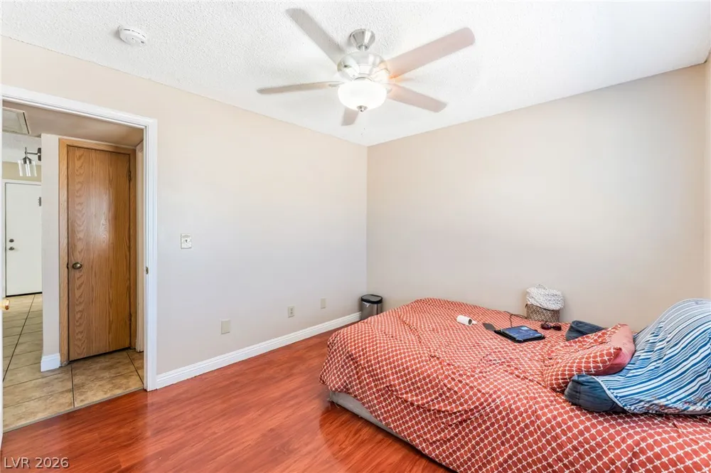 4708 Krissylouise Way Las Vegas, NV 89121