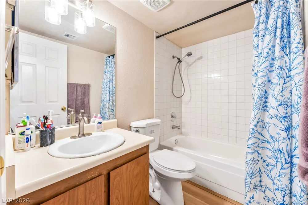4708 Krissylouise Way Las Vegas, NV 89121