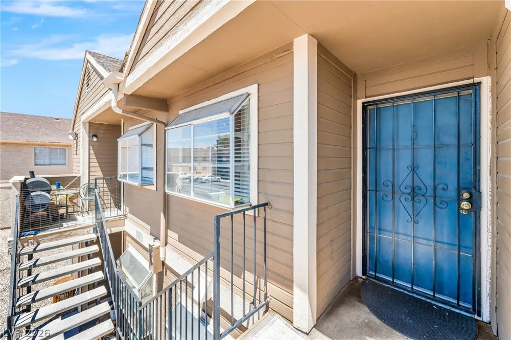 4708 Krissylouise Way Las Vegas, NV 89121
