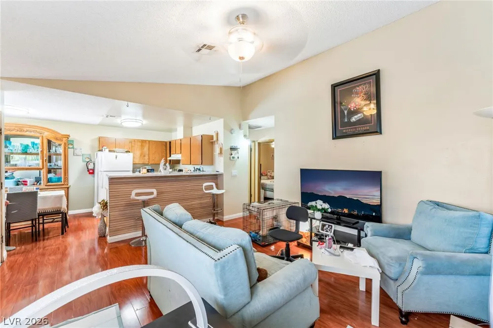 4708 Krissylouise Way Las Vegas, NV 89121
