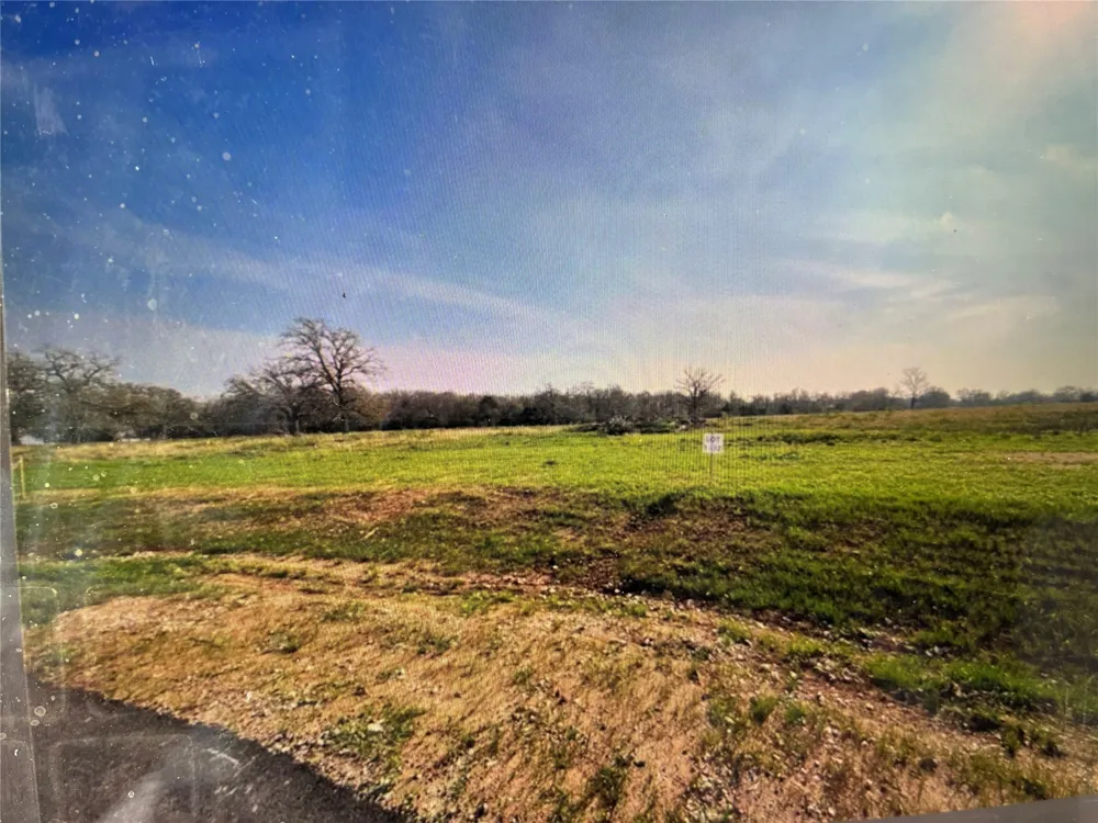 19032 FM 86 #1-12 Red Rock, TX 78662